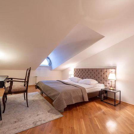 Old Town - Demini Apartment Tallinn Dış mekan fotoğraf